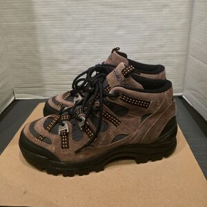 Nevados Suede Leather Hiking Boots Size 9.5